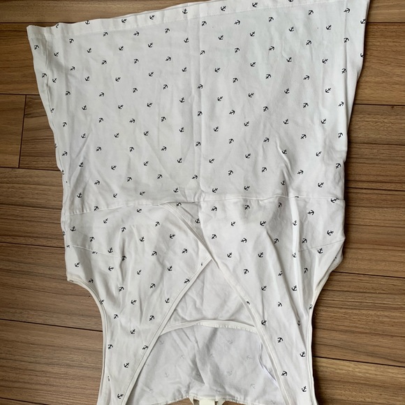 H &M Nursing TShirts set of 2 - Picture 1 of 4